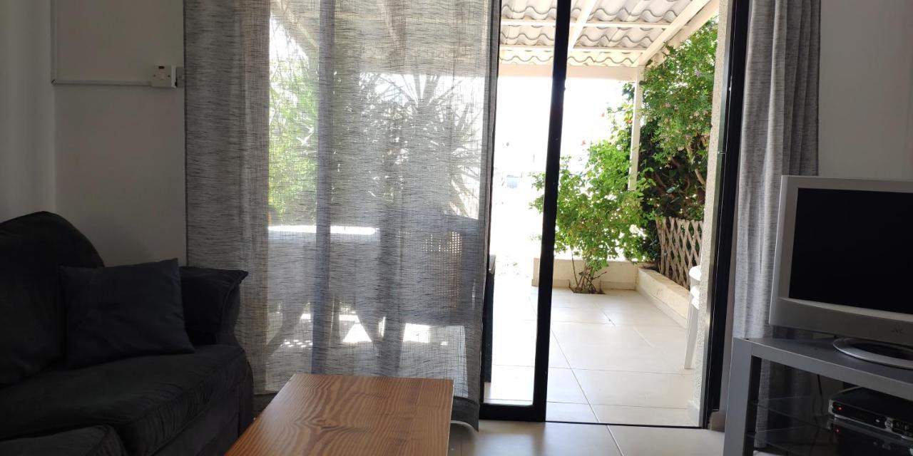 Isabella Townhouse Villa Paphos Eksteriør bilde