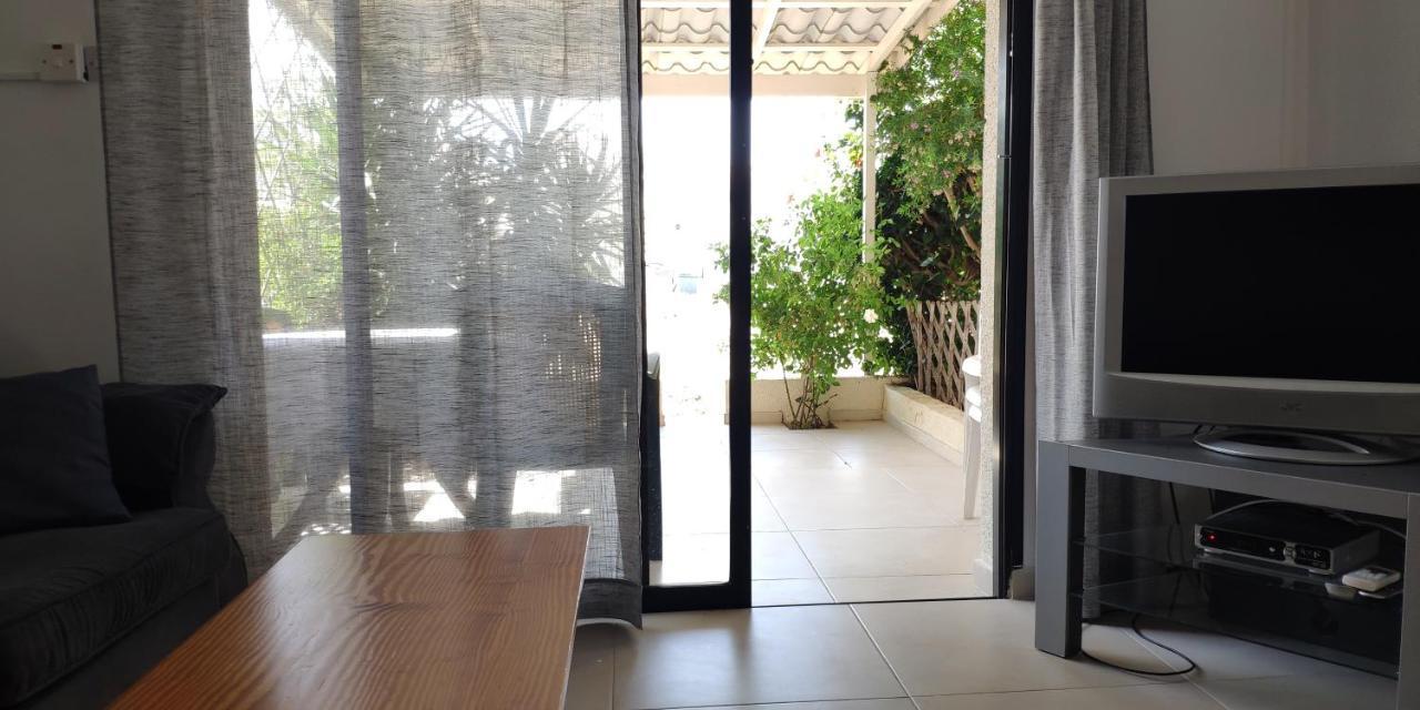 Isabella Townhouse Villa Paphos Eksteriør bilde