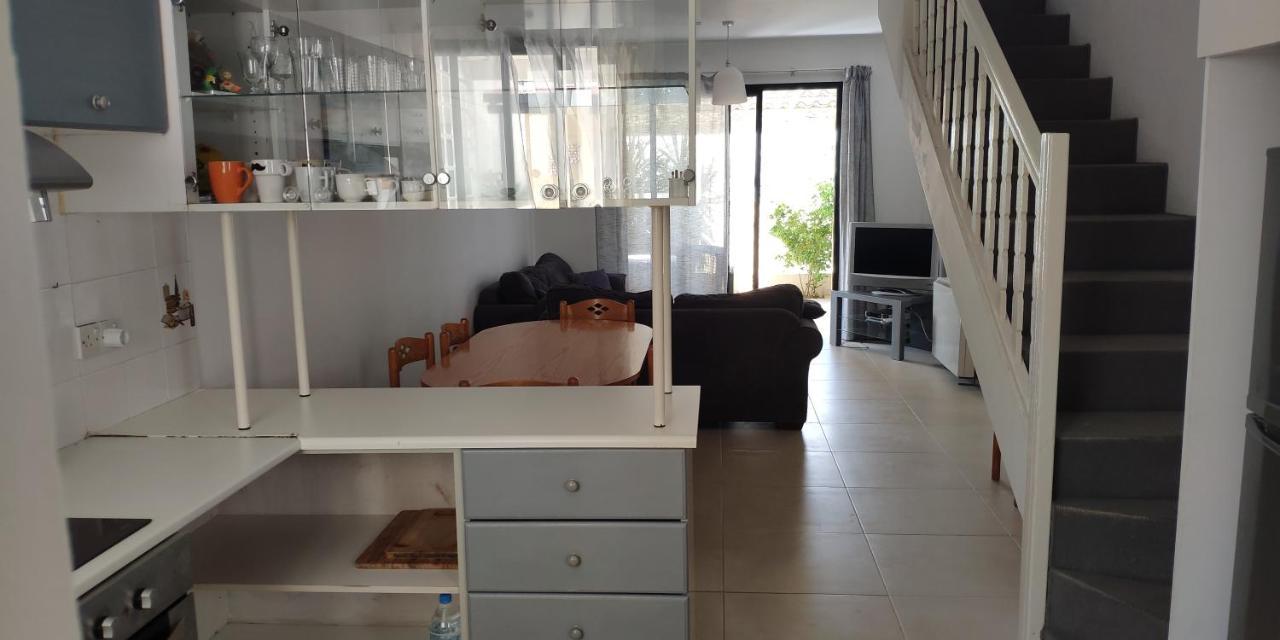 Isabella Townhouse Villa Paphos Eksteriør bilde